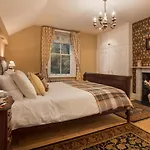 4 Bed In York Oc-55738 Holiday home *