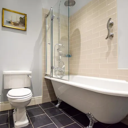 Dom wakacyjny 4 Bed In 55738