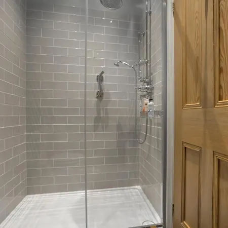 Дом отдыха 4 Bed In York Oc-55738