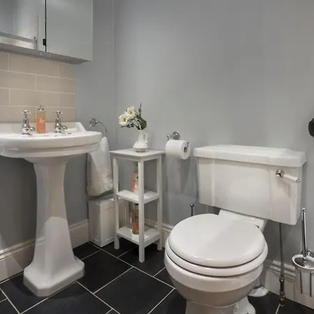 4 Bed In York Oc-55738 Дом отдыха